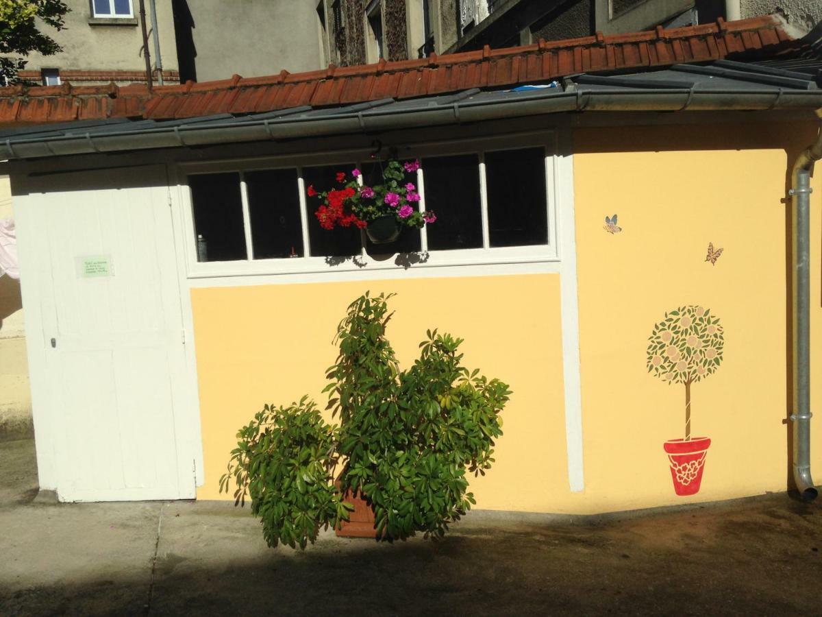 Privatunterkunft Sur Petite Place